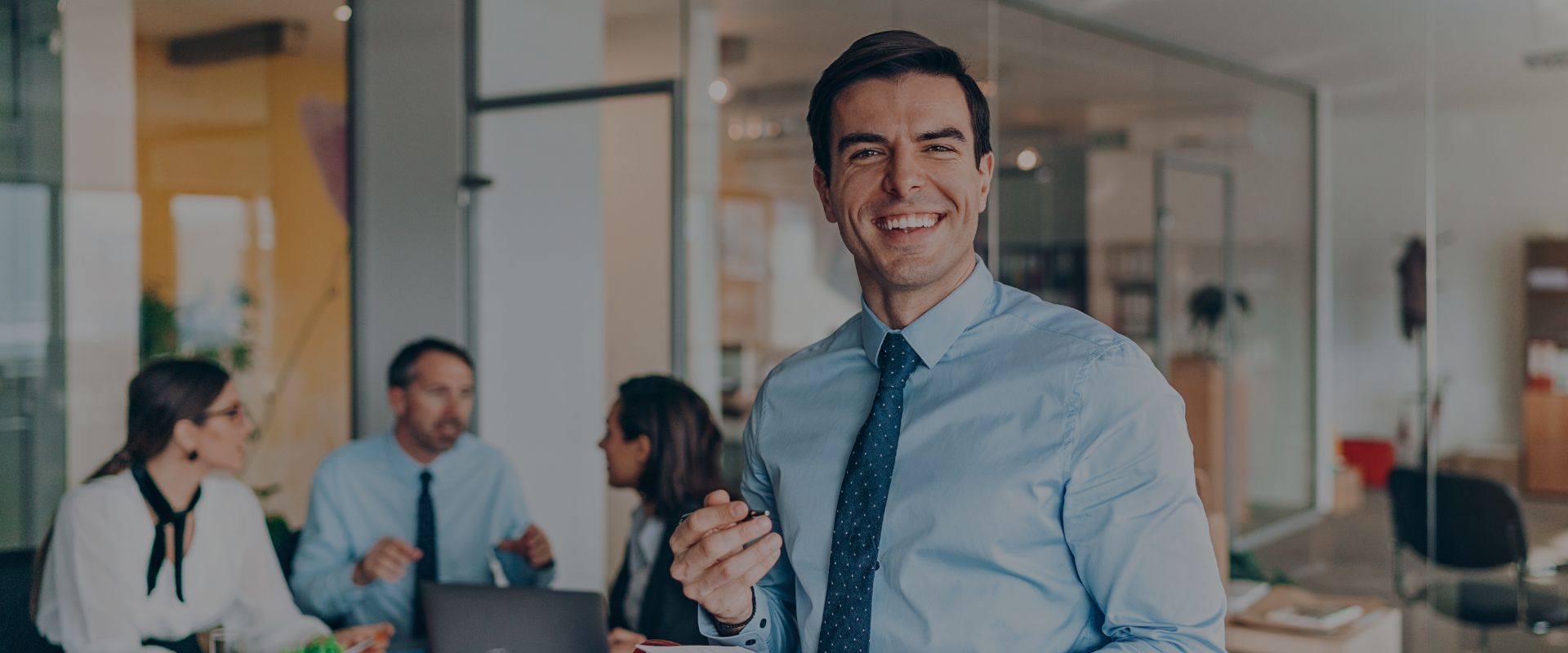 How to Manage a Team: Best Practices for Team Management